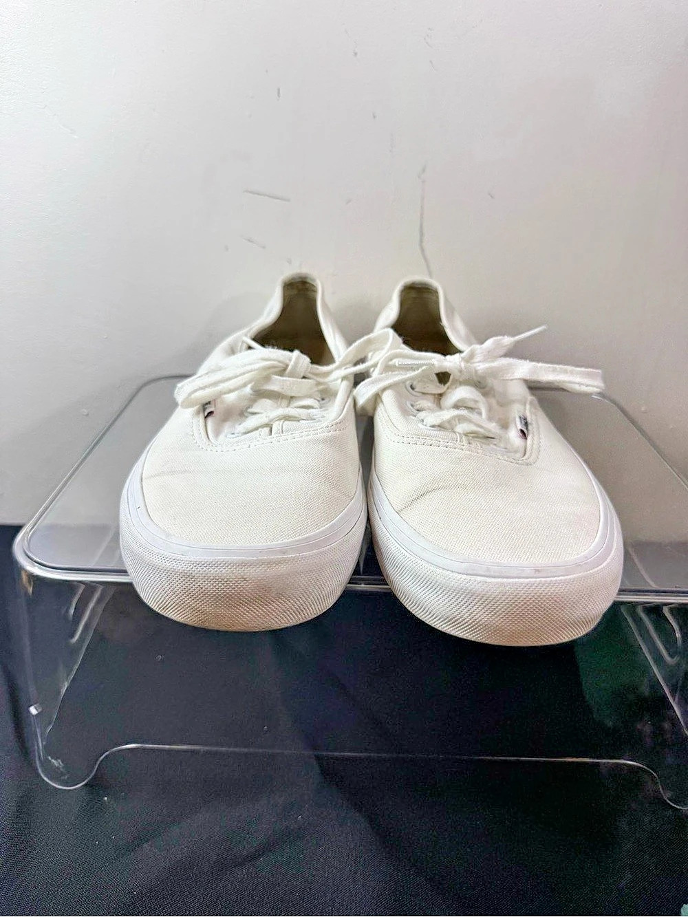 Vans Pro White Canvas Skate Shoes Men’s Size 11